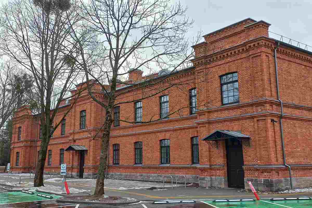 Istorinio paveldo pastate Kaune – Socialinių mokslų kolegijos ir mokyklos „Pažinimo medis“ partnerystė
